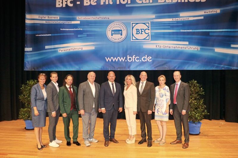 Mit der Abschlussfeier verabschiedete sich auch das BFC-Team in eine kurze Sommerpause. (Bild: BFC)