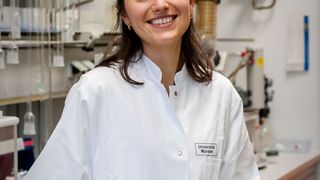 "The enantioselectivity is perfect, better than 99 % in almost all cases," emphasizes Dr. Eloisa Serrano, another lead author.  (WWU - Peter Dziemba)