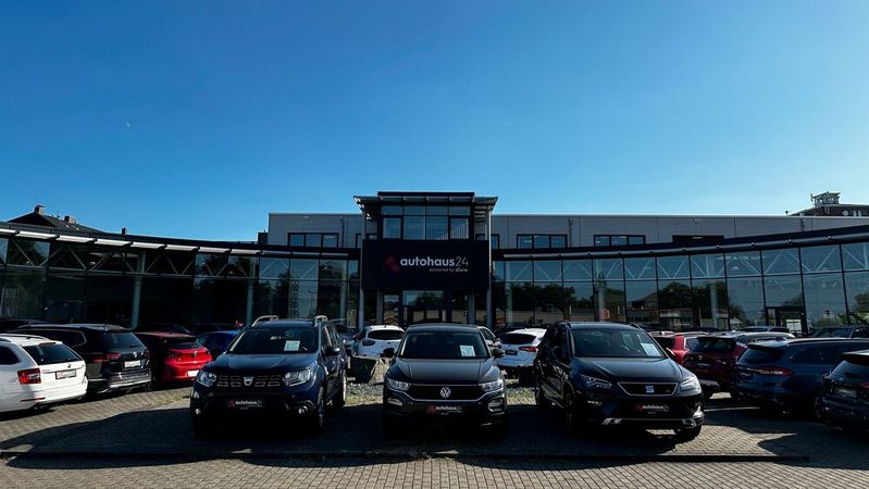 Der neue Autohaus24-Standort in Wuppertal bietet Platz für 500 Fahrzeuge.(Bild:  Allane)