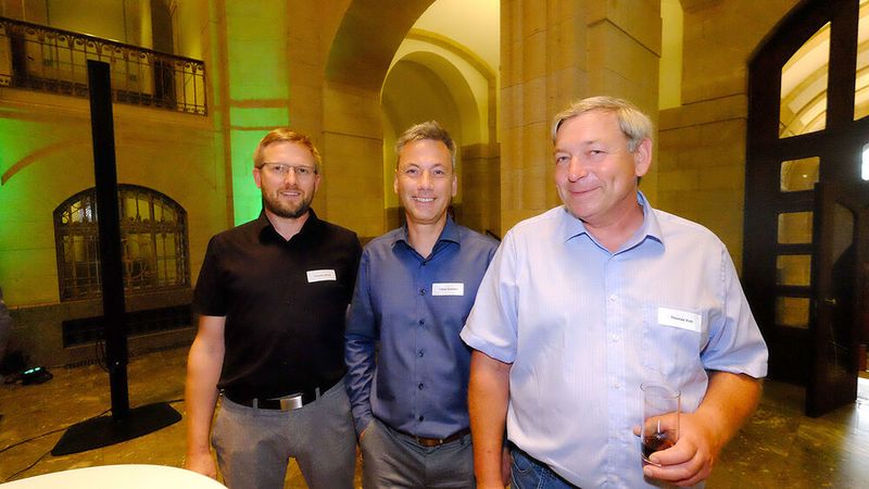 Vertreter aus den Innungen (v.l.): Thomas Hänsel (Obermeister Innung Oberlausitz), Tobias Hamann (Vorstand Innung Region Dresden) und Thomas Huth (Obermeister Innung Region Dresden).  (Bild: Holger Zietz - VCG)