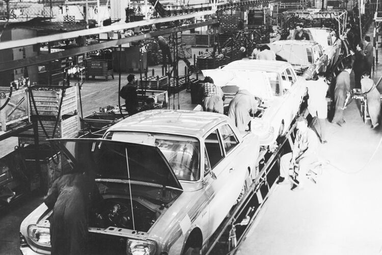 Produktion der Modelle Ford 17M und 20M im Werk Niehl 1964. (Foto: Ford)