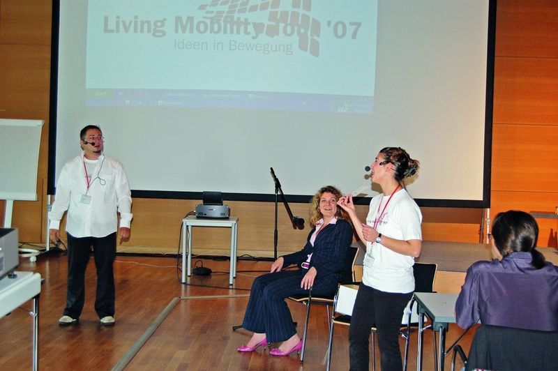 Die Theaterperformance von Magirus brachte Mobile Security näher. (Archiv: Vogel Business Media)