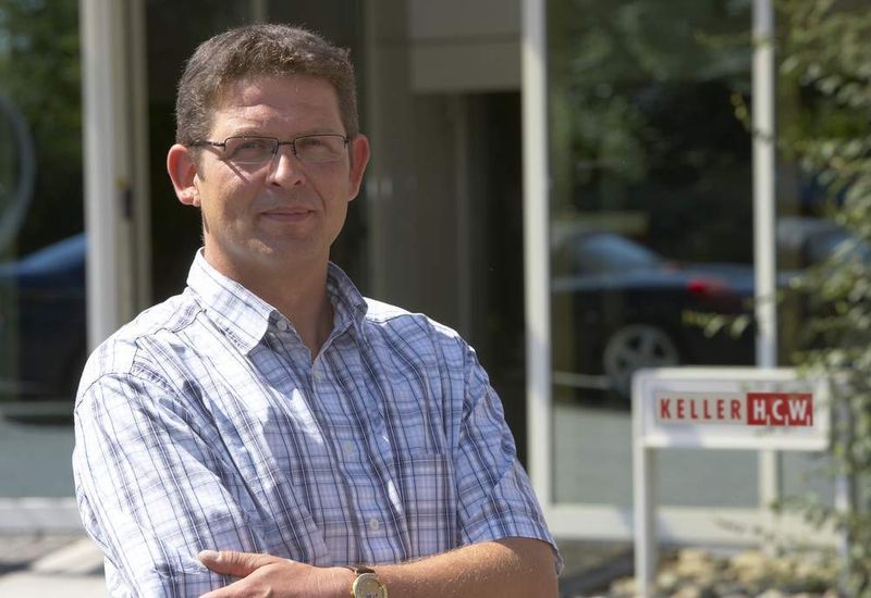 Dipl.-Ing. Peter Overmeyer  ist beim Zieglei-Anlagen-Hersteller Keller H.C.W. GmbH in Ibbenbüren-Laggenbeck für den Bereich Elektrokonstruktion-Hardware zuständig. (Archiv: Vogel Business Media)