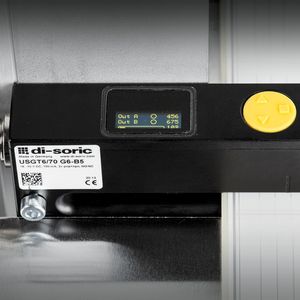 Mit dem OLED-Display und der 3-fachen Teach-In-Taste können Konfigurationen einfach eingestellt werden.