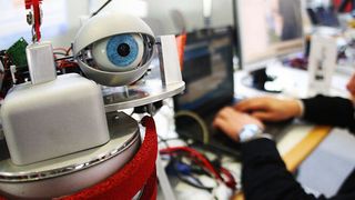 Elektroingenieure und IT-Experten händeringend gesucht, stellt der VDE fest.  ( VDE Verband der Elektrotechnik, Elektronik und Informationstechnik )