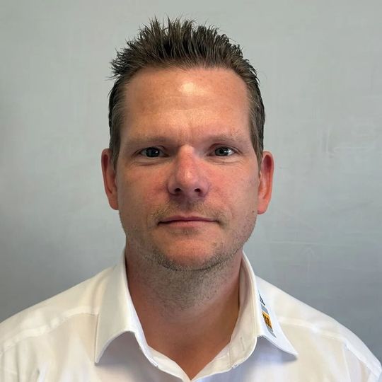 Andreas Janele ist Mitglied der Geschäftsleitung der Krüger & Gothe GmbH in Staßfurt und verantwortet die Bereiche Einkauf und Auftragsdisposition. (Bild:  Krüger & Gothe)