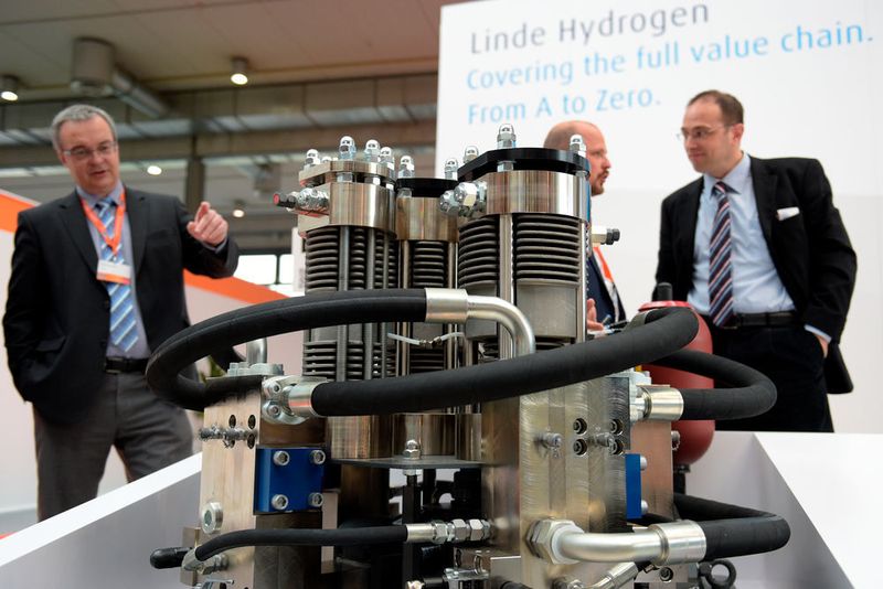 Von umweltfreundlicher Energieerzeugung über Energieeffizienz bis hin zum Energiemanagement – die Leitmesse Energy der Hannover Messe 2017 zeigt viele Möglichkeiten. (Hannover Messe)