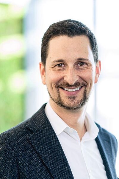 Impulse im Vertrieb: Als Executive Vice President Germany hat Karl Heckl bei Lapp die Verantwortung für den Vertrieb in Deutschland übernommen. Erfahrung bringt Heckl aus seiner vorherigen Tätigkeit als Vice President Sales und Market Management für EMEA bei Festo mit. (Wolfram Scheible/Lapp)