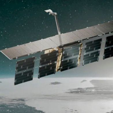 Der scharfe und eiskalte Blick eines SAR-Satelliten liefert Top-Aufklärungsmaterial für Militärs. Jetzt durfte man erfahren, dass Rheinmetall in den Bau dieser Weltraumspione einsteigt. Hier mehr dazu ... (Bild: Iceye)