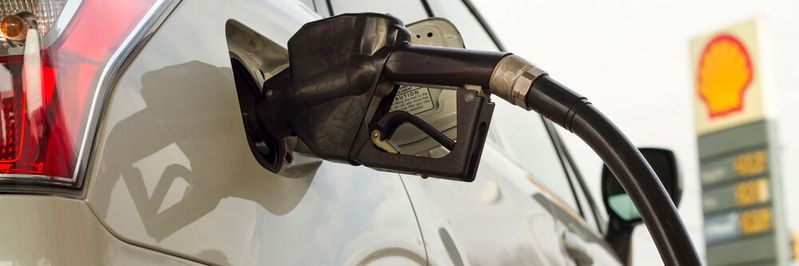 Das Tanklogistikunternehmen Oiltanking ist Opfer einer Cyberattacke tgeworden. Betroffen sind alle Be- und Entladesysteme der Firma, so dass keine Tankwagen beladen können, um Kunden zu versorgen. Das Tanklogistikunternehmen Oiltanking ist Opfer einer Cyberattacke tgeworden. Betroffen sind alle Be- und Entladesysteme der Firma, so dass keine Tankwagen beladen können, um Kunden zu versorgen.