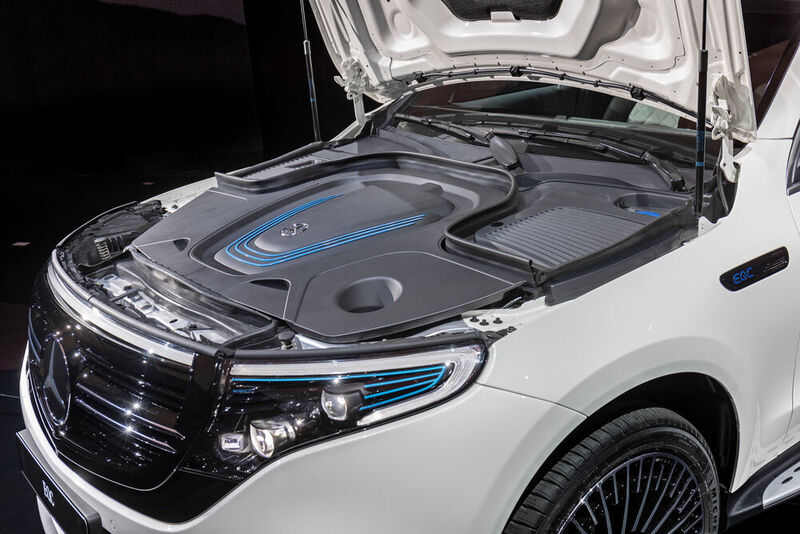 80 Kilowattstunden stecken in der Batterie. Sie ermöglichen eine Antriebsleistung von 300 kW/408 PS. (Daimler)