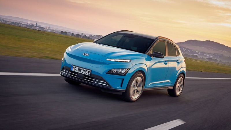 Auf der Anhängerkupplung des Hyundai lässt sich auch ein Fahrradträger mit mehreren schweren E-Bikes montieren. (Bild: Hyundai)