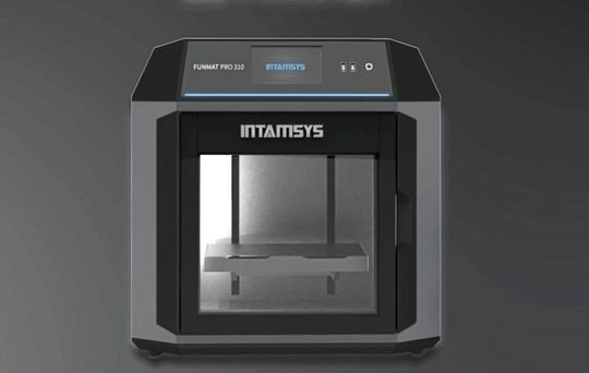 Der neue Desktop-3D-Drucker Funmat Pro 310 verfügt über einen Dual-Extruder und eine Filamententfeuchtungsbox.(Bild:  Intamsys)