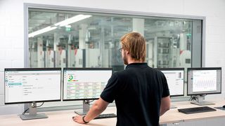 Behalten Sie alle Vorgänge in Ihrem Batterieprüflabor im Blick (Bild: AVL List GmbH)