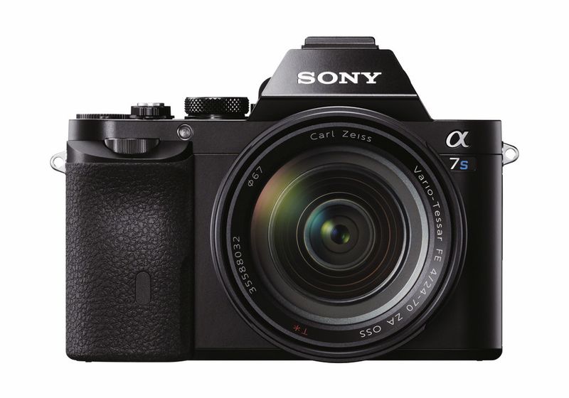 Für das E-Mount-Bajonett gibt es bereits einige Objektive, weitere sind in der Entwicklung. (Sony)
