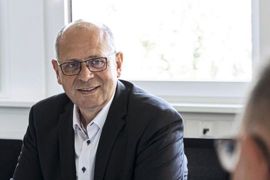 Rainer Wegener, Geschäftsführer der Stöber Antriebstechnik, sieht sein Unternehmen optimal positioniert und ist bereit für die spürbare Markterholung.(Bild:  Stöber Antriebstechnik)