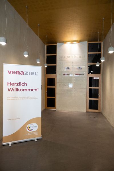 Feierliche Eröffnung des OP-Zentrums von VenaZiel Berlin. (Bild: Nicography)