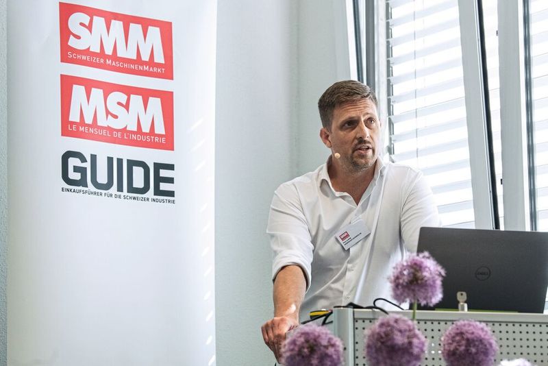 Paco Ludwig, Area Sales Manager bei Heidenhain präsentierte mit der TNC7 ein zukunftsweisendes Steuerungslevel. (Bild: Thomas Entzeroth)