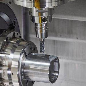 Mit Vollhartmetall-Fräsern hat Arno Zerspanungssysteme zu bieten, die durch minimierten Werkzeugwechsel auffallen, wie es heißt. Das drückt die Stillstandszeiten.(Bild:  Arno)