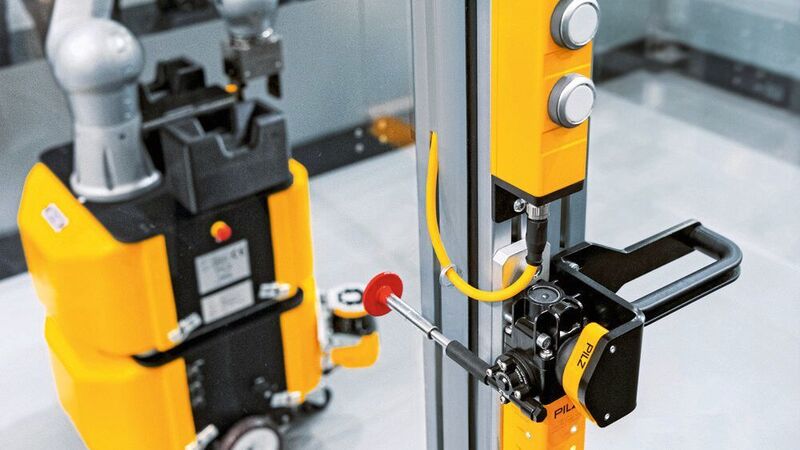 Auf der diesjährigen SPS dreht sich bei Pilz alles um die sichere Zugangskontrolle an Maschinen und Anlagen – physisch und virtuell. (Pilz GmbH & Co. KG)