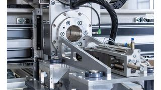 Aus Linearführungen in Kombination mit weiteren Komponenten entstehen komplexe Anlagen für die Automatisierung. (Bild: IEF-Werner)