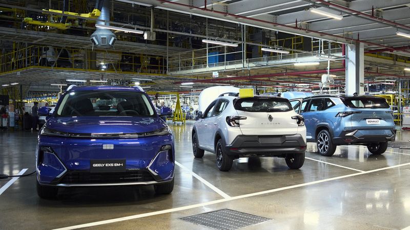 Geely hat sich mit gut 26 Prozent an Renault do Brasil beteiligt. Nun werden im Ayrton-Senna-Werk in São José dos Pinhais auch Geely-Modelle für den südamerikanischen Markt produziert.(Bild:  Renault)
