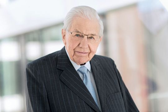 Miele trauert um Dr. Peter Christian Zinkann, der am 19. Oktober 2026 im Alter von 98 Jahren verstorben ist.(Bild:  Miele)
