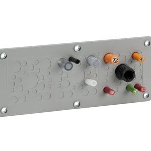 Bis zu 72 Kabel kann die Platte aufnehmen.