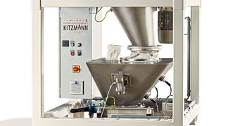 Der Desagglomerator von Kitzmann garantiert eine schonende Trennung und rückstandsfreie Pulverversiebung. (Bild: Ludger Aundrup)