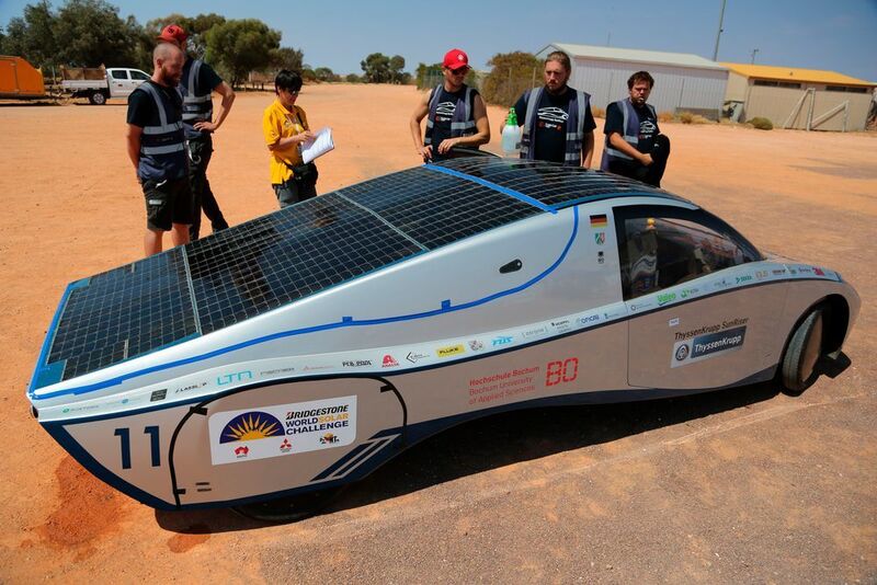 Durch die Wüste Australiens: Die World Solar Challenge findet im Herbst in Australien statt.  (Hochschule Bochum)