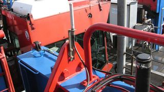 Antenne des Symeo Ortungssystems auf einem der rund 110 Van Carrier im Container Terminal Burchardkai im Hamburger Hafen. Bilder: Symeo (Archiv: Vogel Business Media)