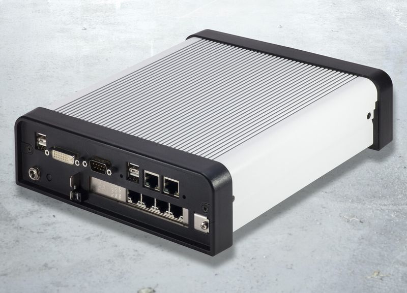 Bild 9: Box-PC mit 6x Gigabit Ethernet und Intel Core i7 (Ivy Bridge). Für IP-Kamera-Anwendungen und Embedded-Server. (TQ-Group)