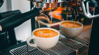 Coffee for a good mood — in a new study, regular caffeine consumers confirm its mood-lifting effect. (Source: free licensed)