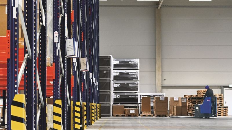 Anfahrschutz Hubwagen am Regal.(Bild:  Topregal)