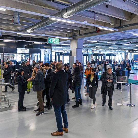 Grosser Besuchendenaufmarsch: Nach drei Jahren findet die Innoteq erstmals live statt und findet grossen Anklang bei Ausstellenden und Besuchenden. Grosser Besuchendenaufmarsch: Nach drei Jahren findet die Innoteq erstmals live statt und findet grossen Anklang bei Ausstellenden und Besuchenden.