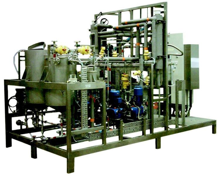 AutoBlend Prozesssystem von Bran+Luebbe in einer Biodiesel-Produktion  (Bild: Bran+Luebbe)