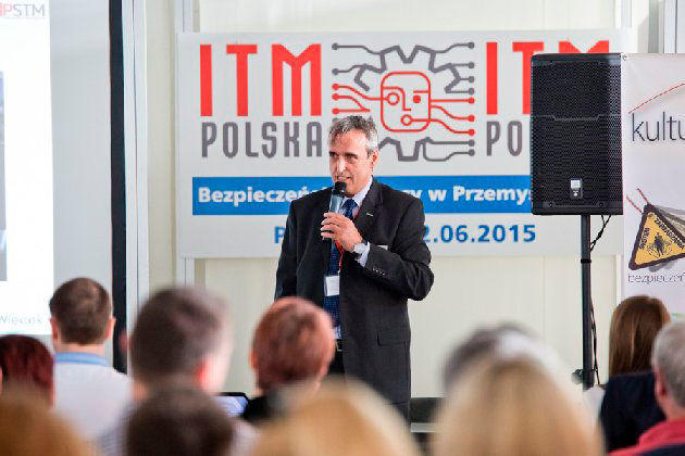 Apart from company presentations, the schedule of the fair includes a range of forums and seminars dedicated to metal treatment. (Poznań International Fair)