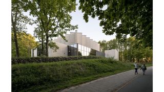 Die Højvangen-Kirche ist der erste Kirchenneubau in der Gemeinde Skanderborg seit mehr als 500 Jahren.  (Bild: Rasmus Hjortshøj)