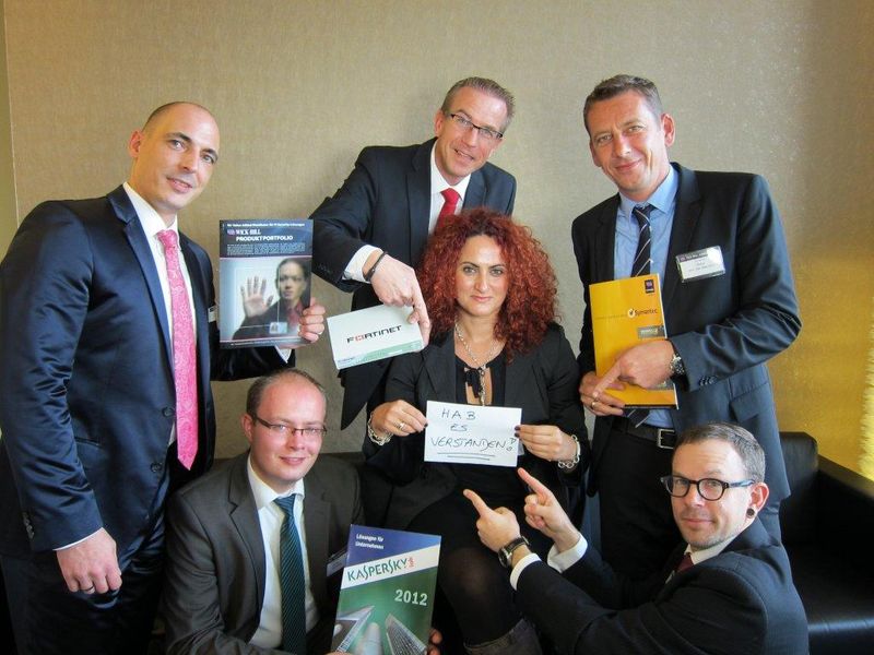 Viren kommen B. Agaj, ITB nicht mehr ins Haus v.l. H. Scherff, Wick Hill, S. Krämer, Kaspersky, J. von der Heydt, Fortinet, S. von der Marwitz, Symantec, S. Nuszkowski, Wick Hill (Archiv: Vogel Business Media)