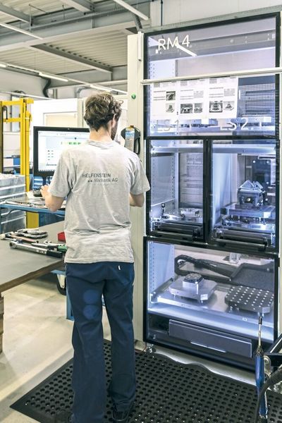 Helfenstein Mechaniks arbeitet schon seit langem mit Erowa Spannsystemen: es kommen je nach Werkstückgrössse Systemgrössen ITS ø 148 und Halter ø 72 zum Einsatz.  (Helfenstein Mechanik AG)