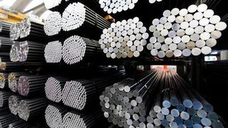 Die Swiss Steel Group erläutert hier, warum die von ihr entwickelten Stahlsorten, allen voran green Steel, für den modernen Automobilbau wichtig sind. Lesen Sie hier, was das Unternehmen zu berichten hat ... (Bild: Swiss Steel Group)