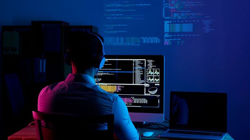 Bei der Neuentwicklung eines Embedded-Systems scheint es oft eine naheliegende, kostengünstige Entscheidung zu sein, zu einer augenscheinlich kostenlosen Open-Source-Lösung zu greifen. Aber was sind die wahren Kosten einer solchen Entscheidung?(Bild:  Pixabay)