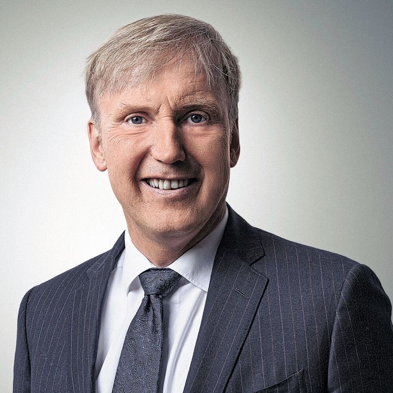 „Im Hinblick auf Allianzen zwischen Banken, Online-Marktplätzen und Herstellern müssen wir mit noch besserer Kundenbindung dagegenhalten“, meint Heinz-Dieter Tiemeyer.