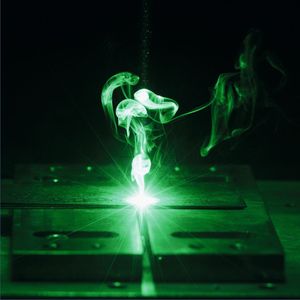 Mit grüner Wellenlänge lässt sich Kupfer energieeffizienter und qualitativ hochwertiger schweißen, und zwar unabhängig von der Beschaffenheit der Materialoberfläche.