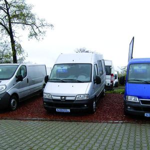 Der Bitterfelder Händler kauft auch gebrauchte Fremdfabrikate an, um seinen Kunden eine größere Auswahl zu bieten. Fotos: Minack