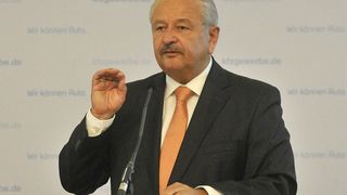 Erste Rede als neuer ZDK-Präsident: Jürgen Karpinski. (Foto: Zietz)