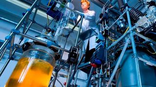 Um die GMP-Regularien einzuhalten, hat der VDI einen Anleitungsleitfaden erstellt. (Thomas Ernsting / LAIF)