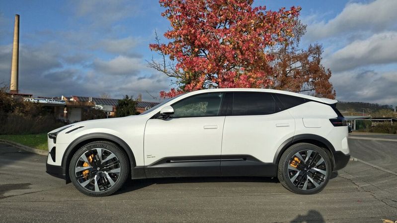 Der Polestar 3 ist das vierte Serienmodell der schwedischen Luxusmarke und wird seit Sommer 2024 ausgeliefert.(Bild:  Sven Prawitz/Vogel Communications Group)