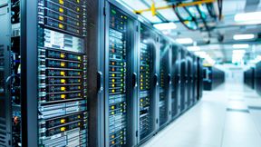 According to Savills' calculations, Europe's growing market for data centers will increase demand for logistics space by a whopping 8.5 million square feet. (Picture: ©DKPhoto - stock.adobe.com)