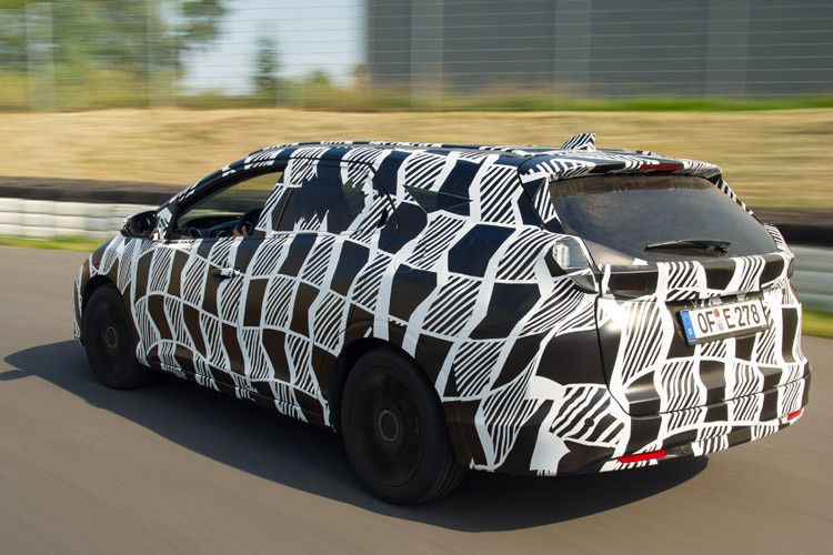 Auch wenn die Japaner dazu noch keine Details nennen, dürfte es unter der Haube wohl auf die bekannte Vierzylinder-Motorisierung hinauslaufen. (Foto: Honda)